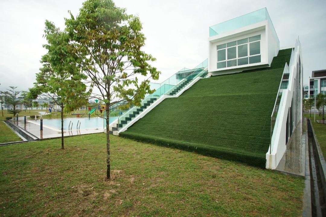 Villa Kayangan By Cobnb *